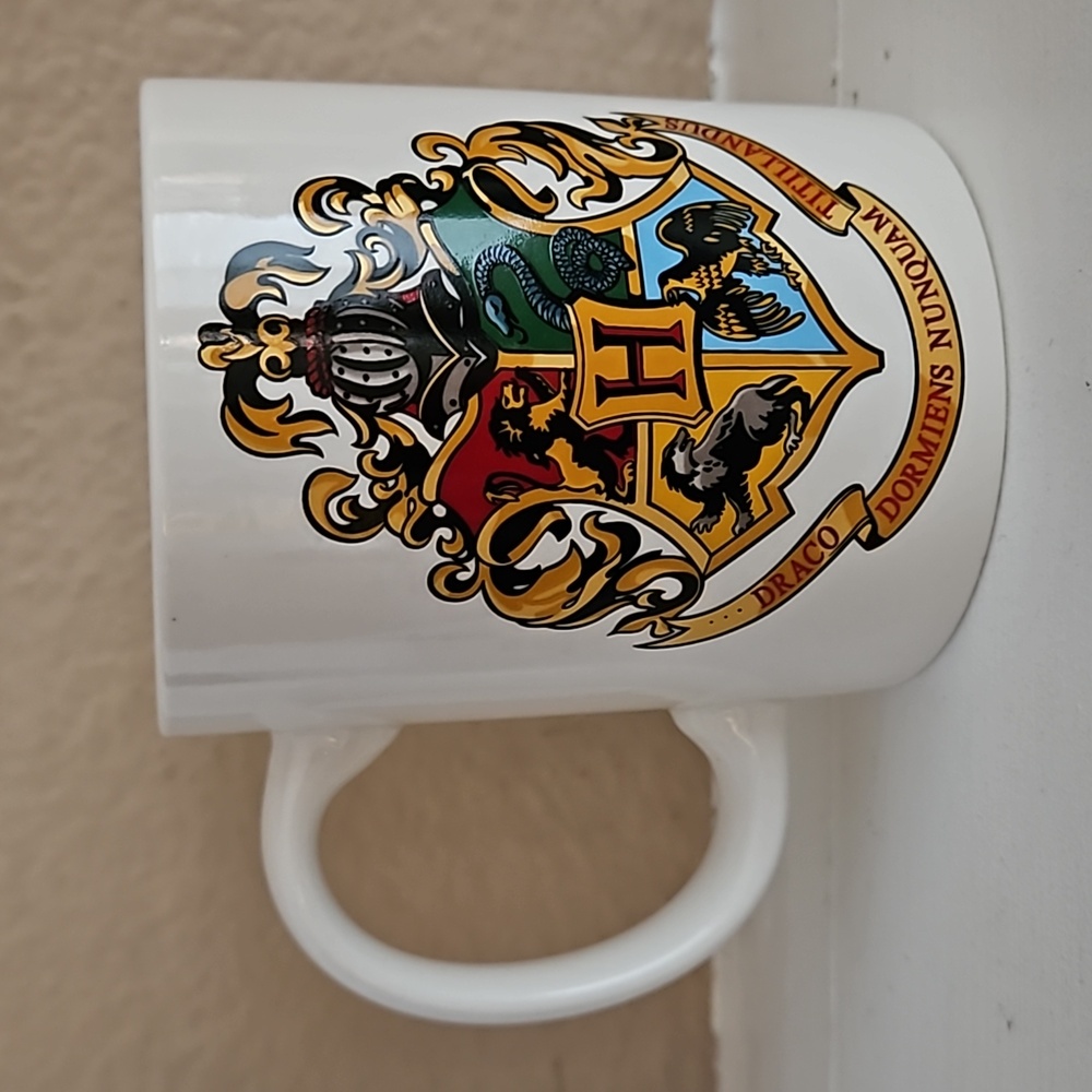 Harry Potter Hogwarts Draco Drinking Mug - Picture 3 of 6